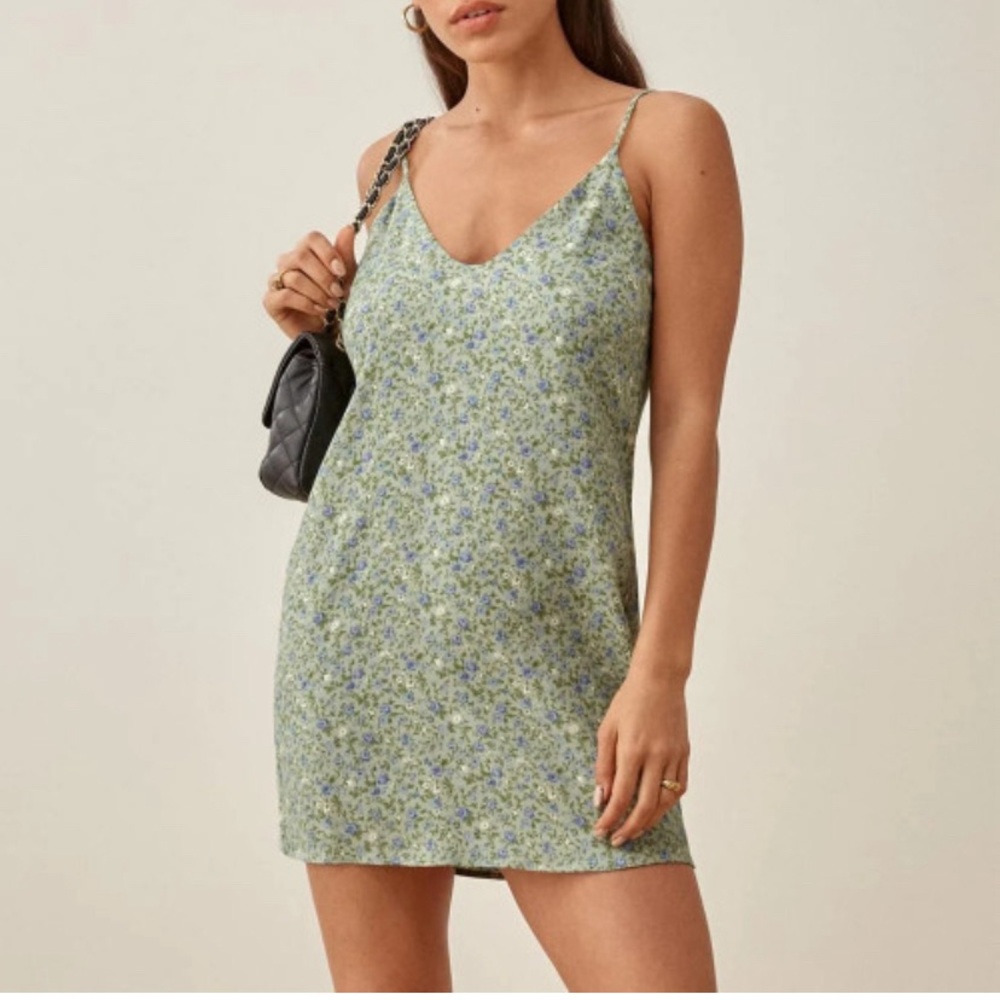 Reformation floral mini dress size Small